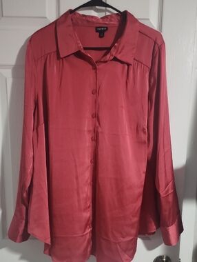 torrid rose red satin button-down shirt